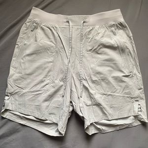 Men’s Lululemon License to Train 7” Lined Shorts